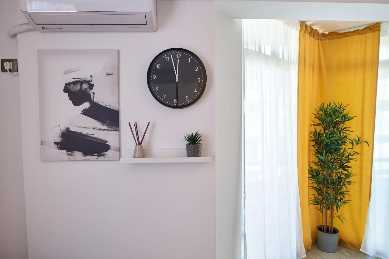 Fineloft Sea View Apartment-Spa N Pools Beach Resort Navodari Ngoại thất bức ảnh