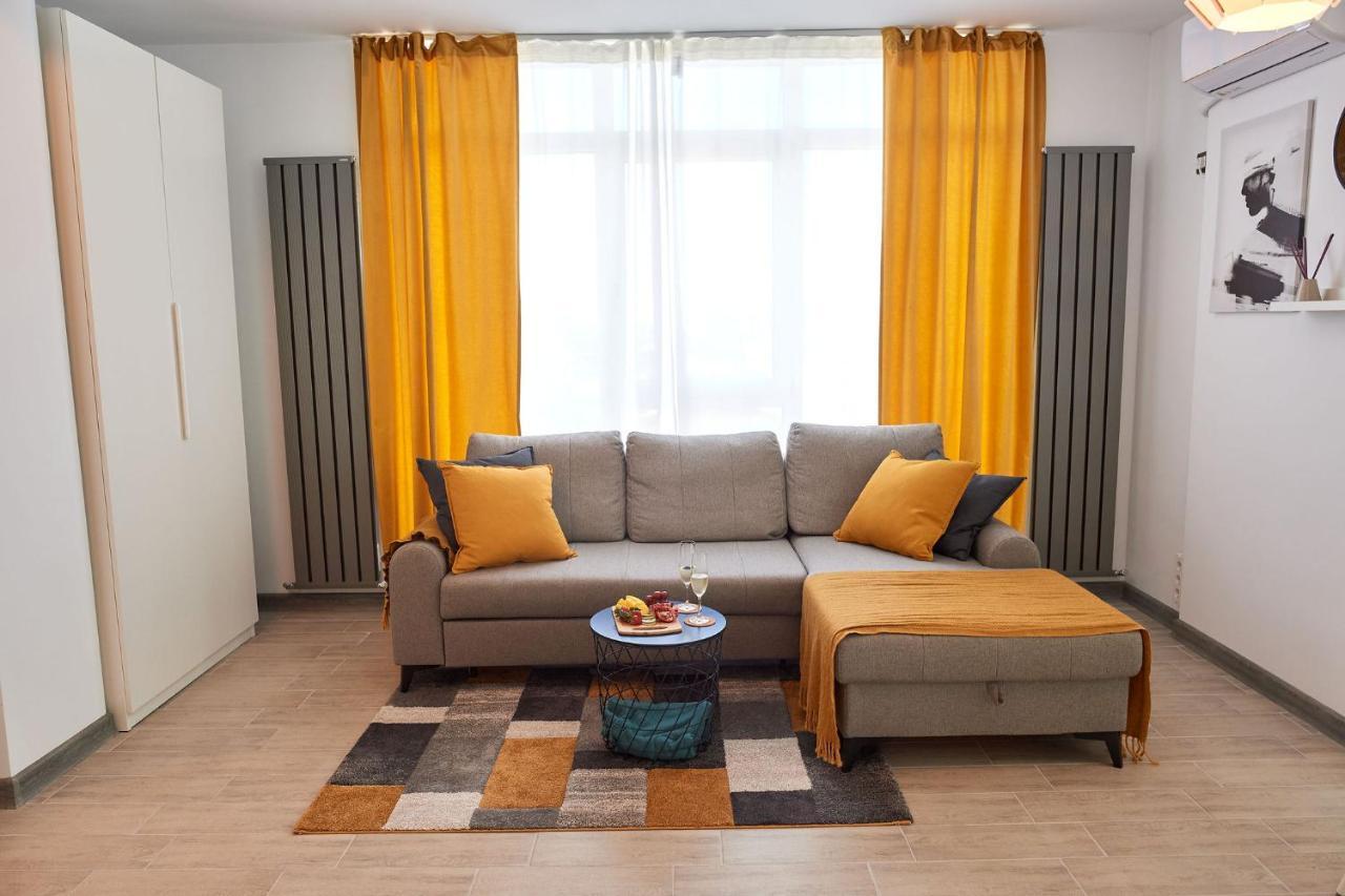 Fineloft Sea View Apartment-Spa N Pools Beach Resort Navodari Ngoại thất bức ảnh